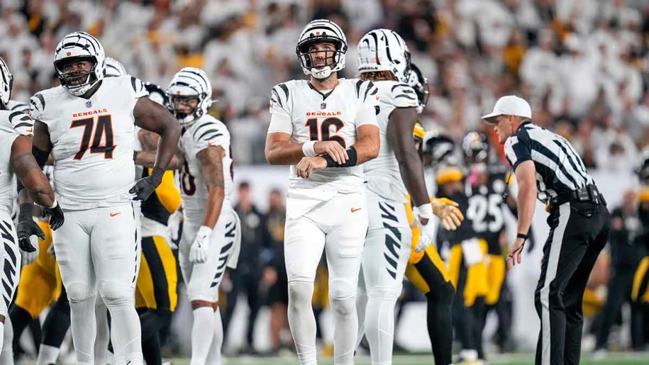 Bengals’ TNF stunner vs. Aaron Rodgers, Steelers send fans into frenzy