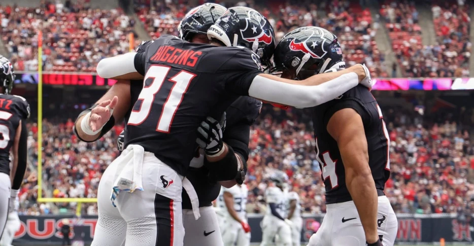 Five good Texans questions with Field gulls