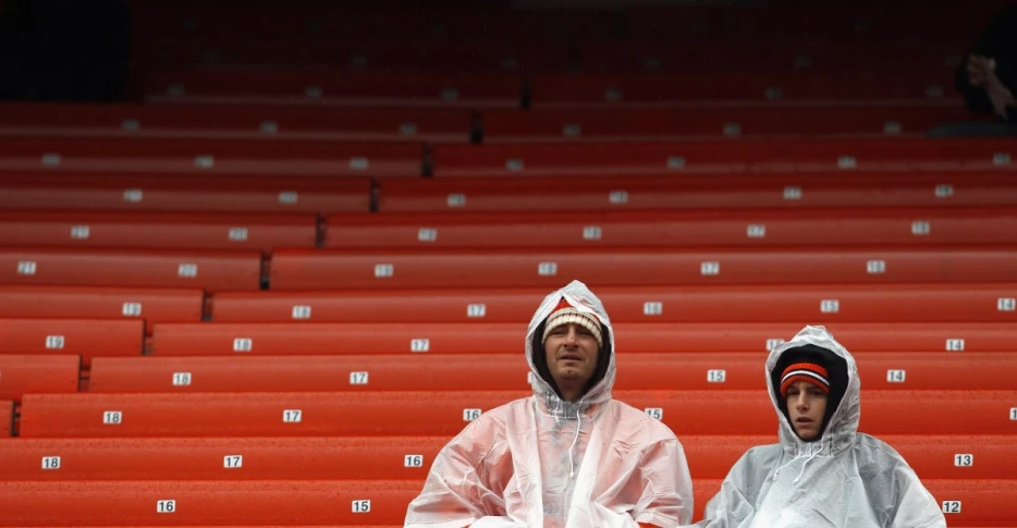 Is it better for the Browns to play in a dome or outside?Week 7 provides a test