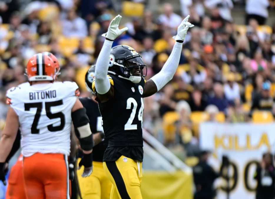 Steelers Lose Joey Porter Jr. to Injury vs. Bengals