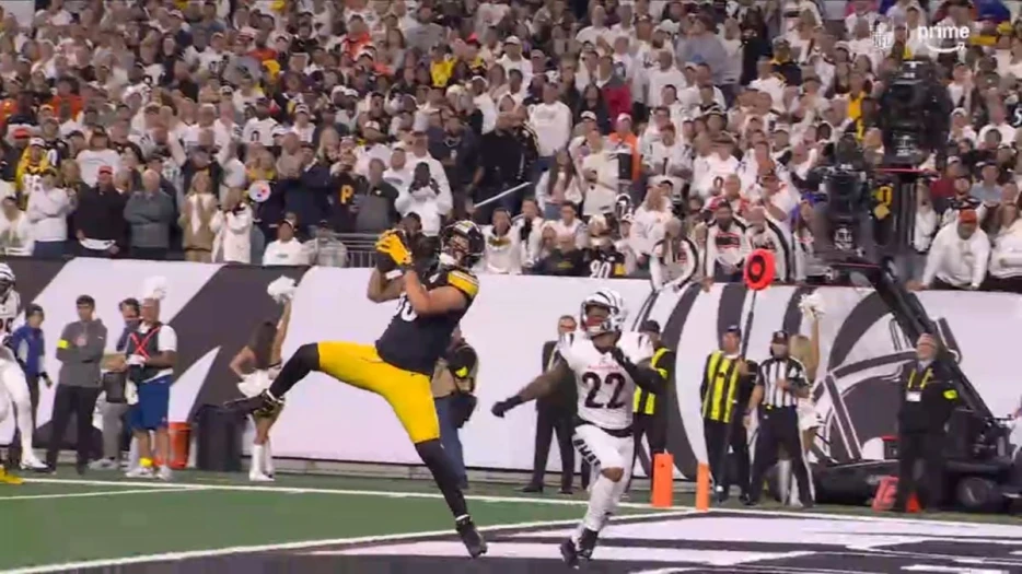 Watch: Rodgers Hits Little-Used Pat Freiermuth For Key TD In Cincinnati