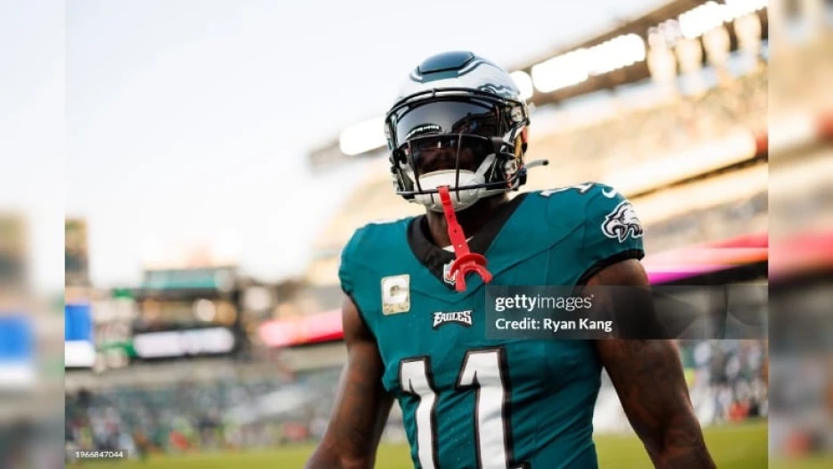 ‘Where There’s Smoke, There’s Fire’: Chad Johnson Thinks Steelers Could Trade For Eagles WR A.J. Brown