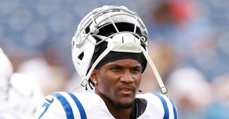 Colts place top cornerback on IR among other roster moves