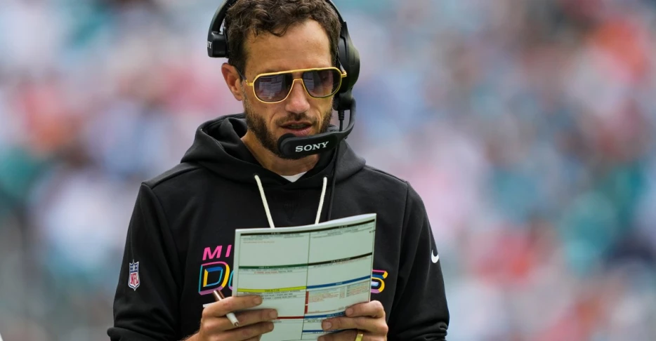 Mike McDaniel calls Dolphins Trade Rumors “Baseless” in Latest Press Conference