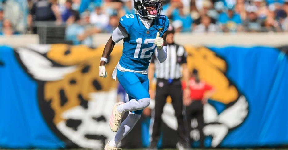 A Royal Beating: Rams Rout Jaguars in London