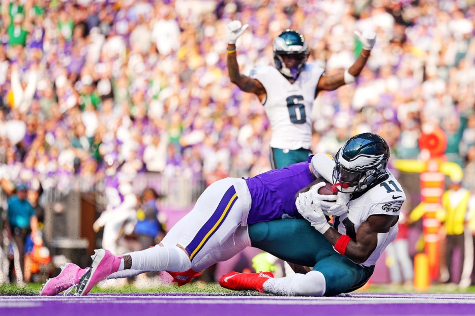 A.J. Brown Had Some Words for Somebody After 2nd Touchdown Catch