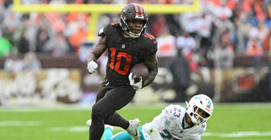 Browns, Dolphins Winners &amp; Losers: Cleveland dominates scoreboard, winners column