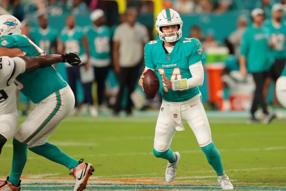 Dolphins Moving Rookie Quinn Ewers To No. 2 QB Ahead Of Zach Wilson