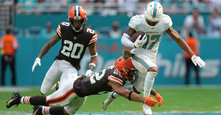 Miami Dolphins @ Cleveland Browns Open Live Thread &amp; Game Information