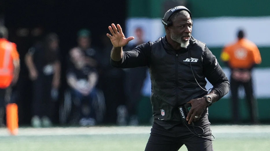 New York Jets Accused Of Tanking After Yet Another Mind-Boggling Clock Management Fail