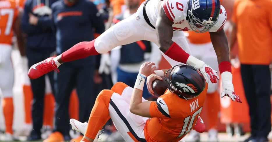 Anatomy of a collapse: PFF grades and snap counts for the Giants’ loss to the Broncos