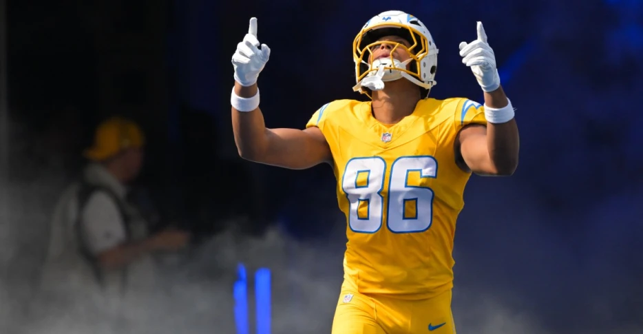 Chargers open up as betting favorites ahead of Week 8 vs. Vikings