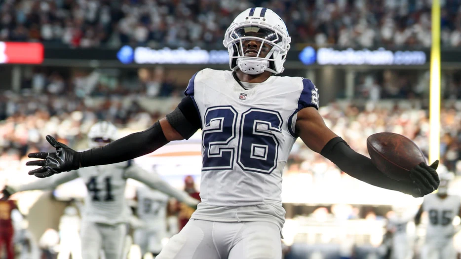 DaRon Bland’s epic pick-6 was almost ruined by sun issue at AT&amp;T Stadium