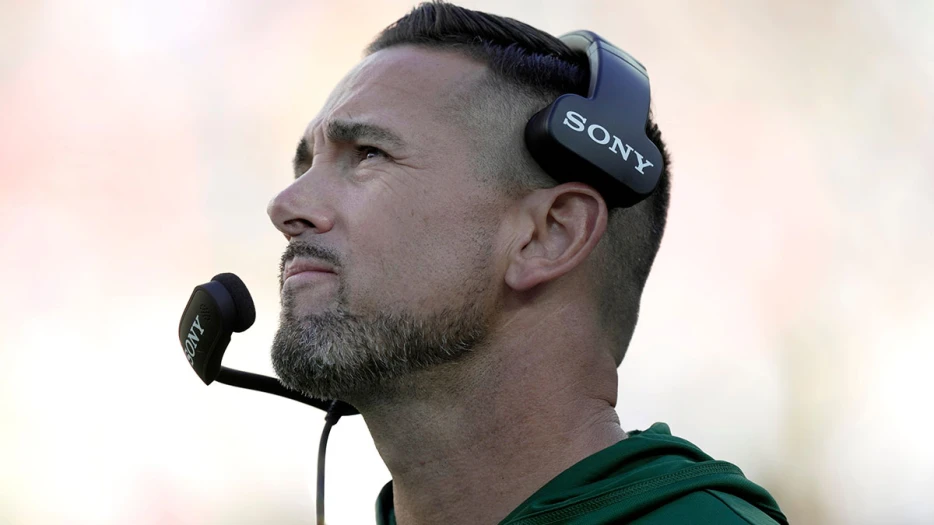 Has Packers HC Matt LaFleur finally learned with ‘scared money don’t make money’ bar?