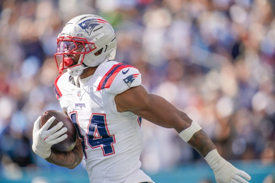 K’Lavon Chaisson Shines in Patriots’ Victory Over Titans