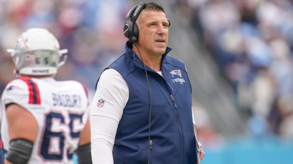 Mike Vrabel’s Four-Word Message To Unsung Hero From Patriots Latest Win