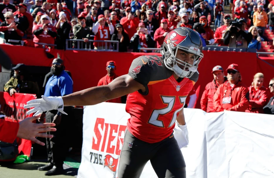 New Worrisome Details Emerge in Death of Former Buccaneers Star Doug Martin