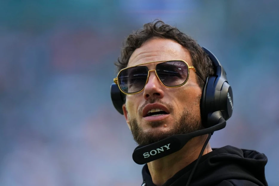 NFL Insider: Miami Dolphins Could Fire Mike McDaniel After Loss to Browns