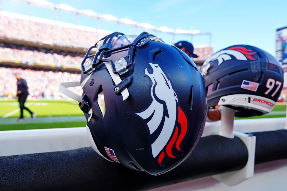 Broncos Signing OL Marques Cox To Practice Squad