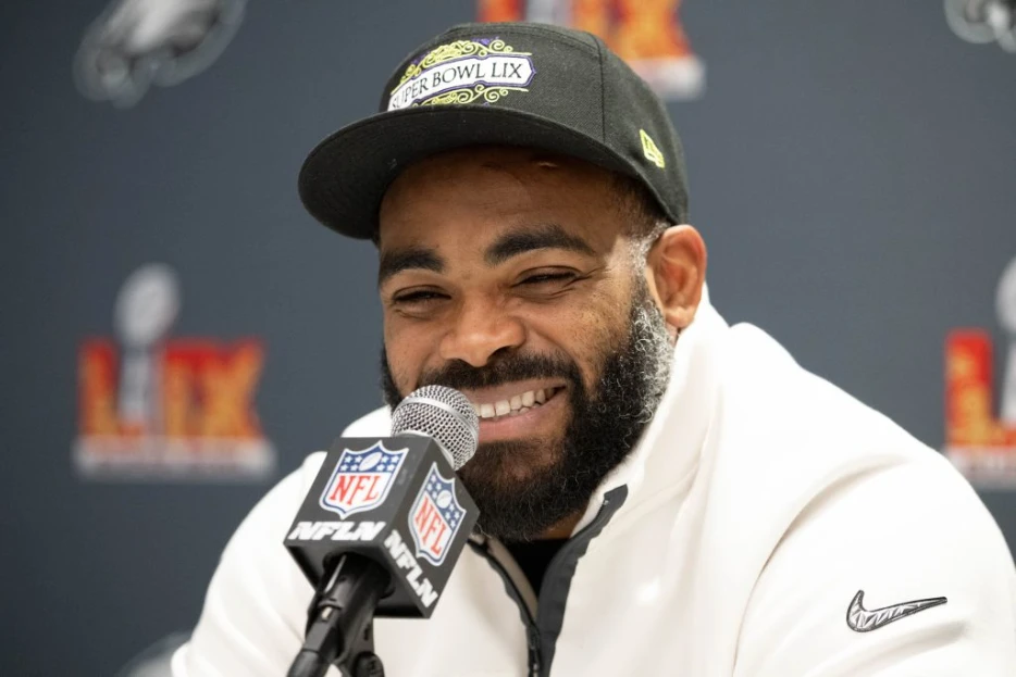 Eagles Approached Brandon Graham About Return Before Signing Za’Darius Smith