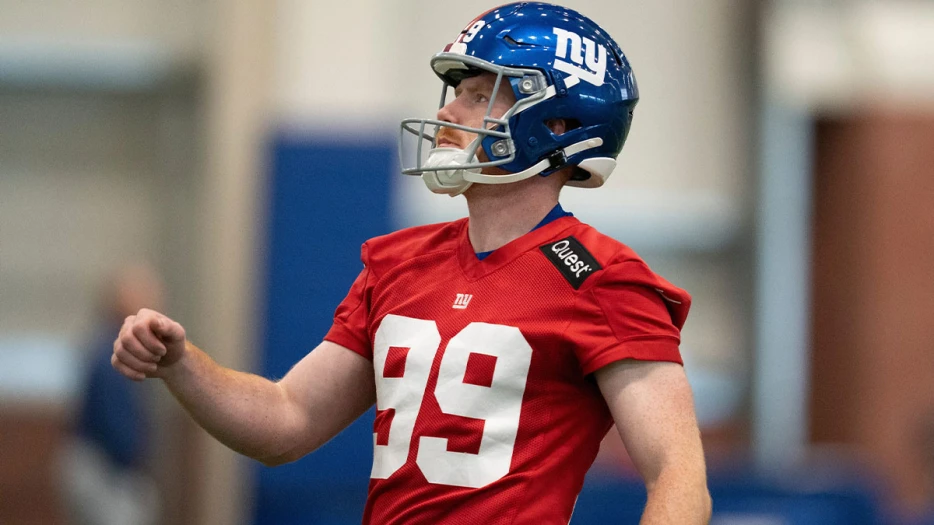 Giants release kicker after brutal Week 7 blunders