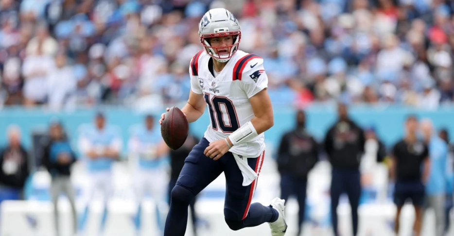 Maye’s Plays: Patriots QB efficient again, but scramble habits flash potential danger