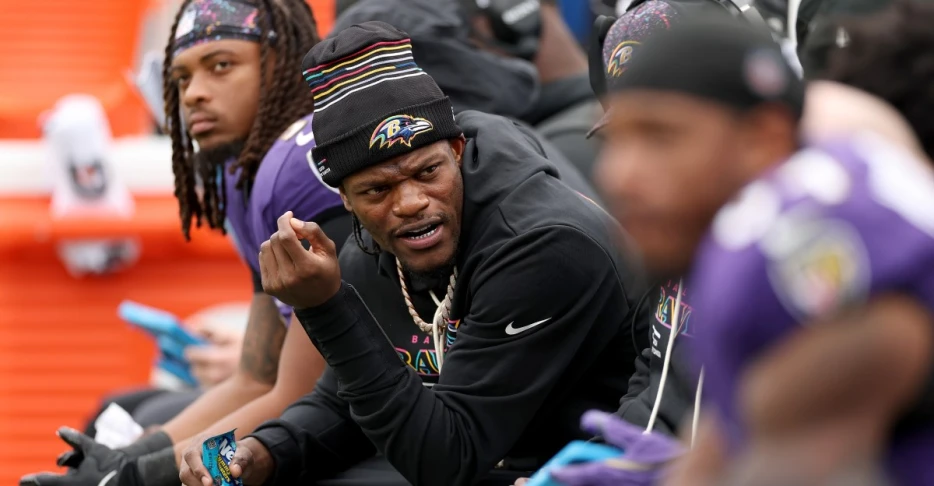 Ravens open as favorites vs. Bears with potential Lamar Jackson return
