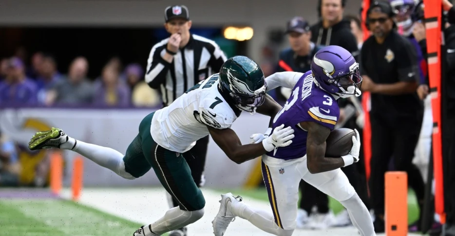 Vikes Views: Player of the Game – Week 7 Eagles at Vikings