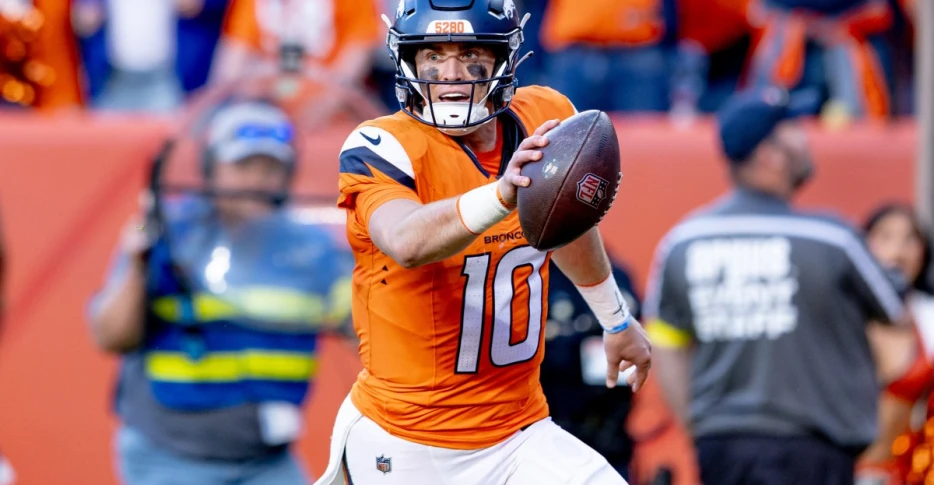Broncos Reacts Survey Week 8