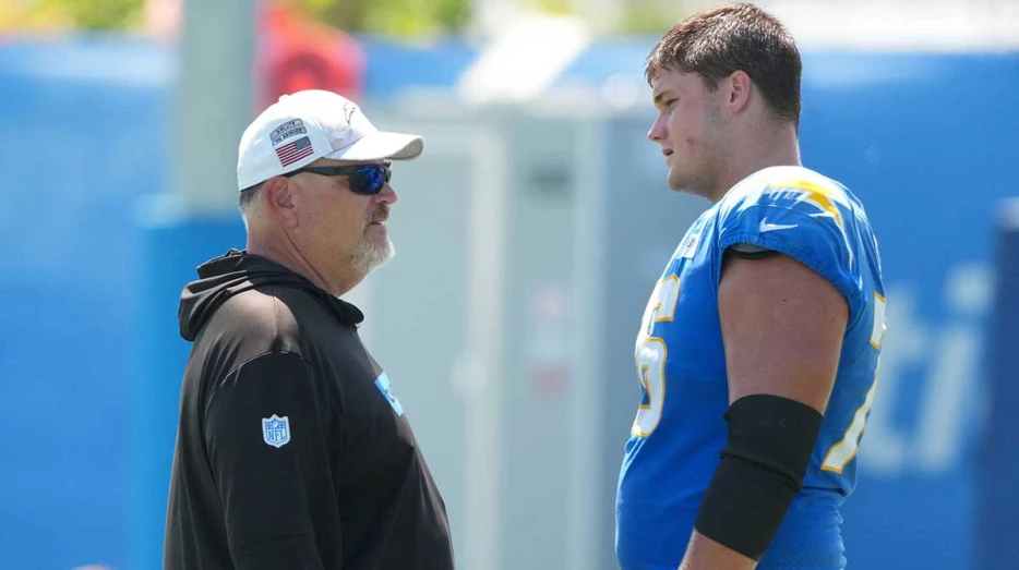 Chargers tackle Joe Alt gets good news before Week 8 vs. Vikings