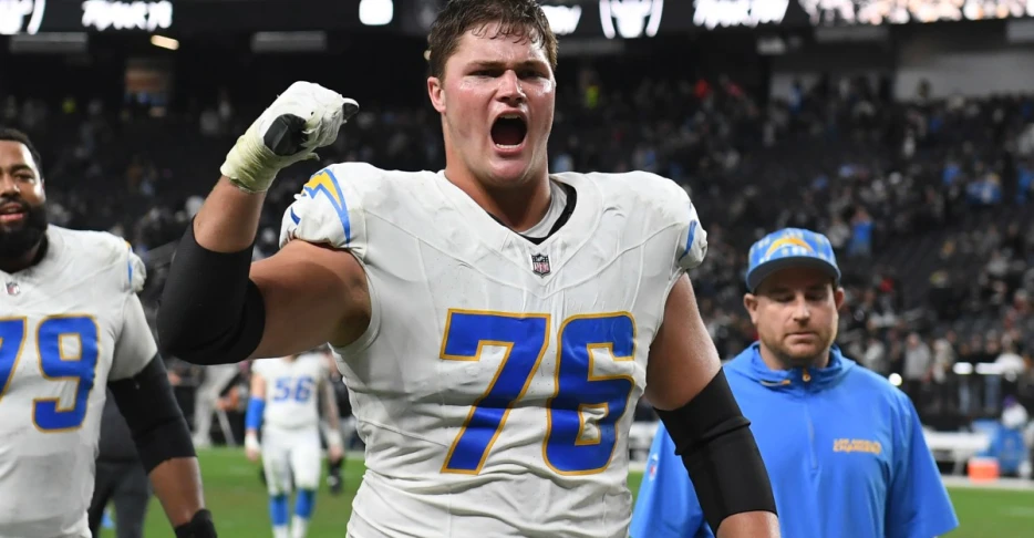 Chargers-Vikings Final Injury Report: Joe Alt, Trey Pipkins questionable