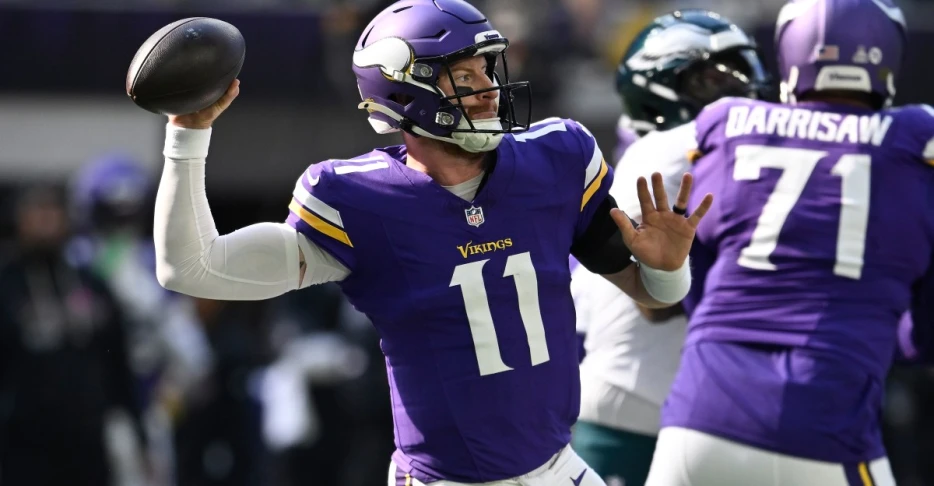 Chargers vs. Vikings By The Numbers: Carson Wentz to start again