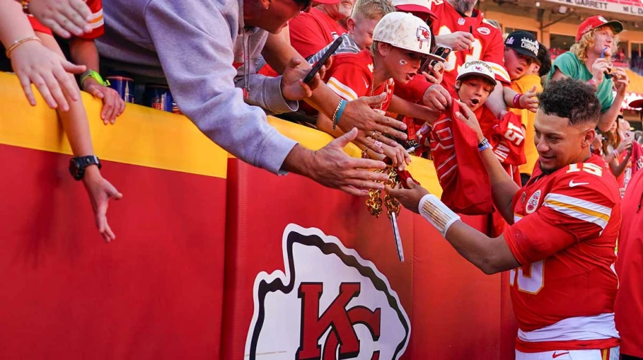 Chiefs rumors: Insiders make trade deadline predictions that could surprise fans