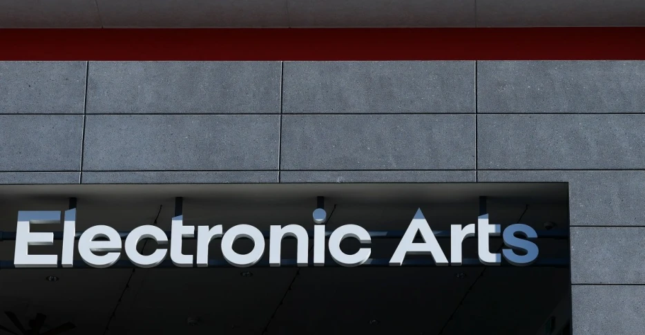 EA Extends “Madden” NFL Exclusivity, NFLPA not on board