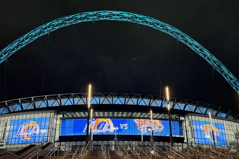 Here’s a Collection of English Blokes Saying “Go Birds”