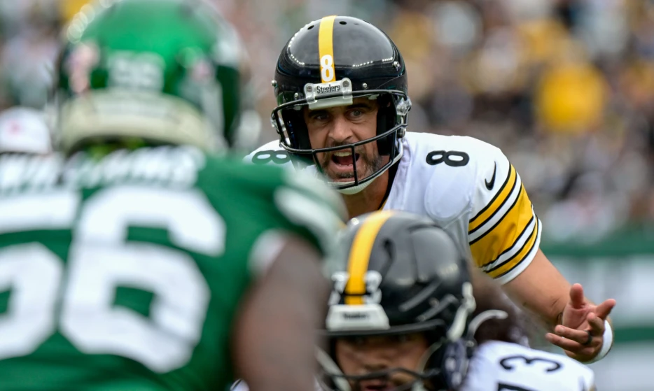 Jets Owner Has No Regrets About Parting Ways with Aaron Rodgers: ‘I Never Look Back’