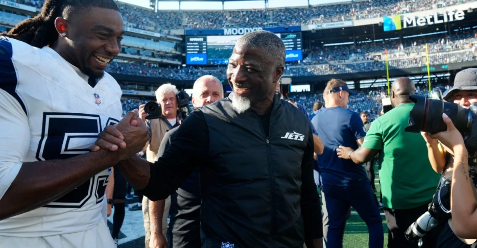 Jets Reacts Survey Week 8: Has Aaron Glenn lost the Jets fanbase?