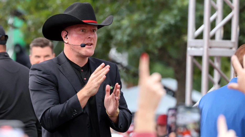 Pat McAfee, JJ Watt react to new Ravens revelation