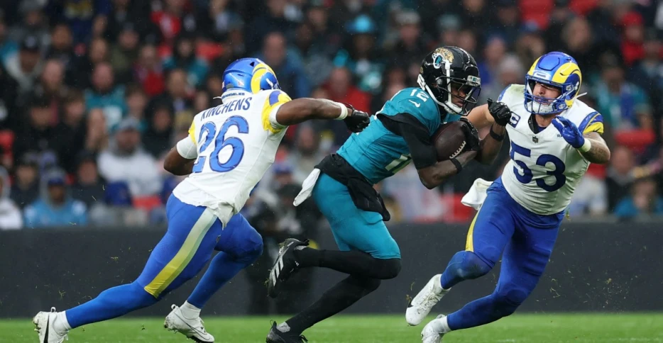 Travis Hunter’s Snap Counts Take Diverging Paths