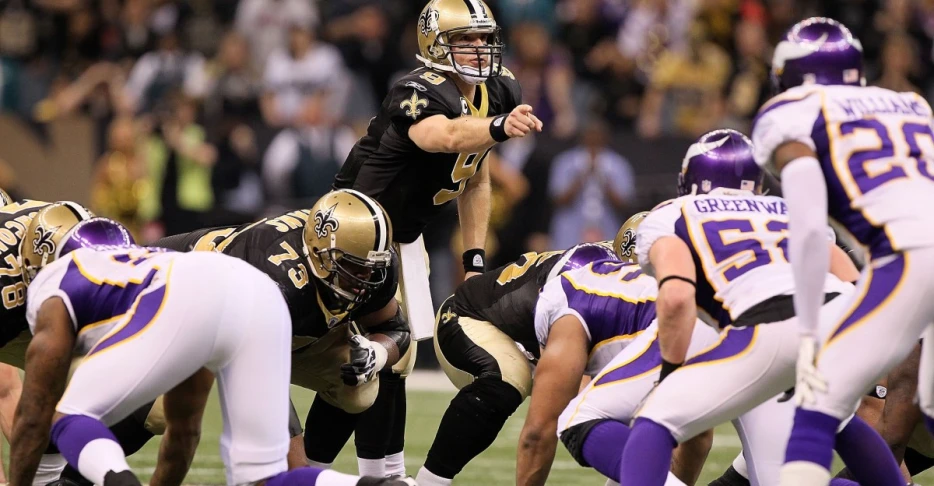 Fleur-de-Links, October 23: Two Saints get a bit closer to the Hall of Fame