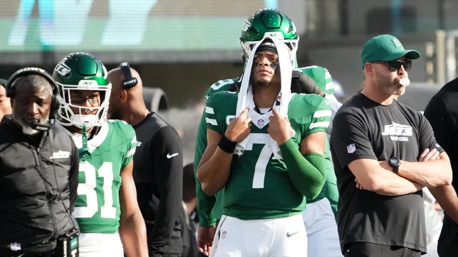 Justin Fields didn’t even see Woody Johnson roasting him to reporters
