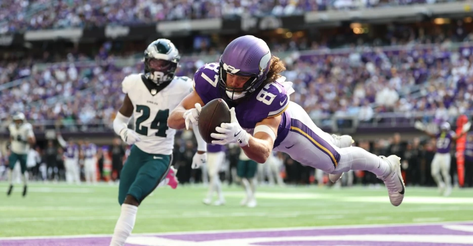 Minnesota Vikings Week 8: Gotta Beat the Bolts