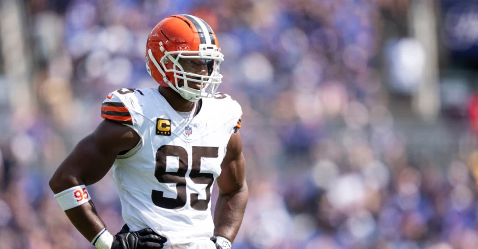 Myles Garrett, Browns defense pose toughest test yet for Patriots