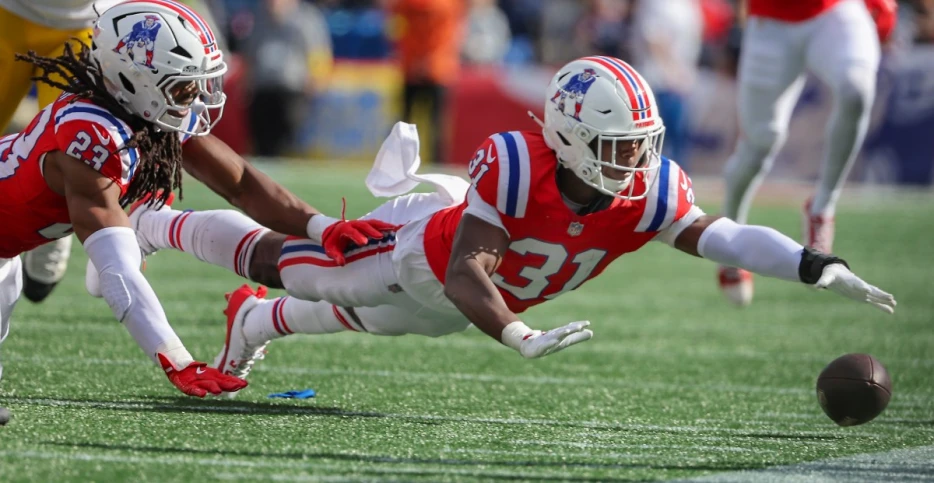 Patriots vs. Browns Thursday injury report: Craig Woodson, Kyle Dugger among seven limited