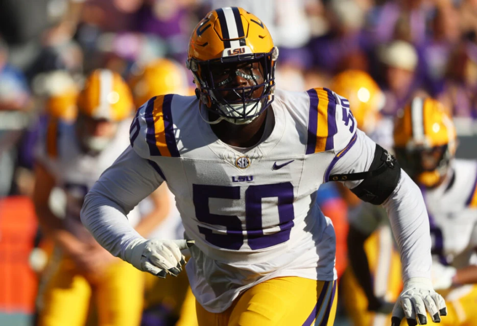 Ravens Activate Rookie OL Emery Jones