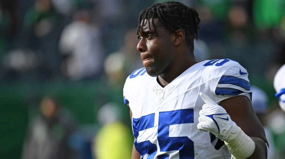 Ravens add Carl Lawson to practice squad amid myriad of injuries