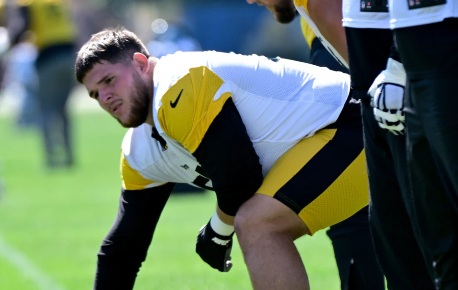 Steelers C Zach Frazier Downgraded, Still Optimistic He’ll Play vs. Packers