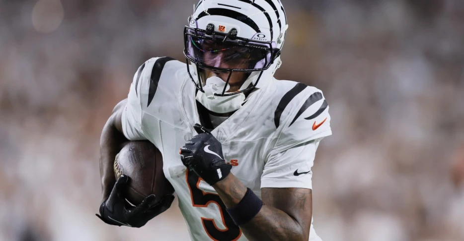 Tee Higgins continues to show he is a true team player