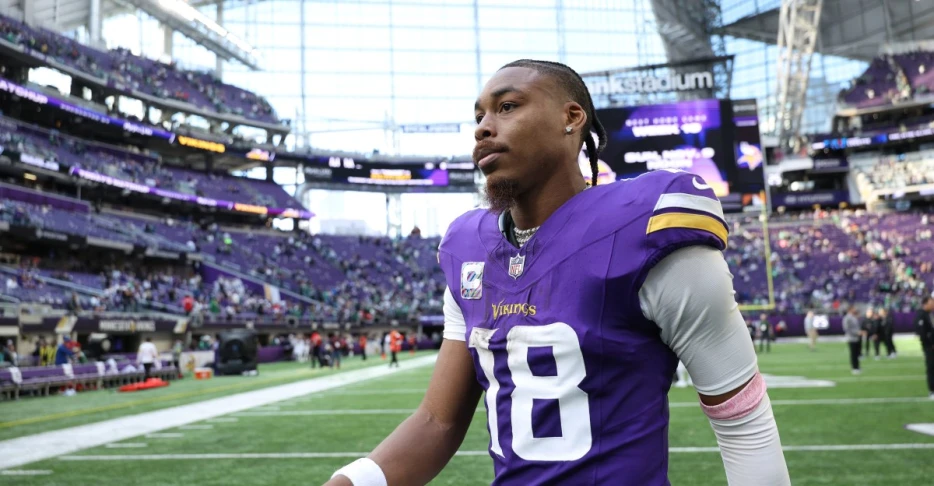 Week 8 Roundtable: Minnesota Vikings vs. Los Angeles Chargers (Short Week!)