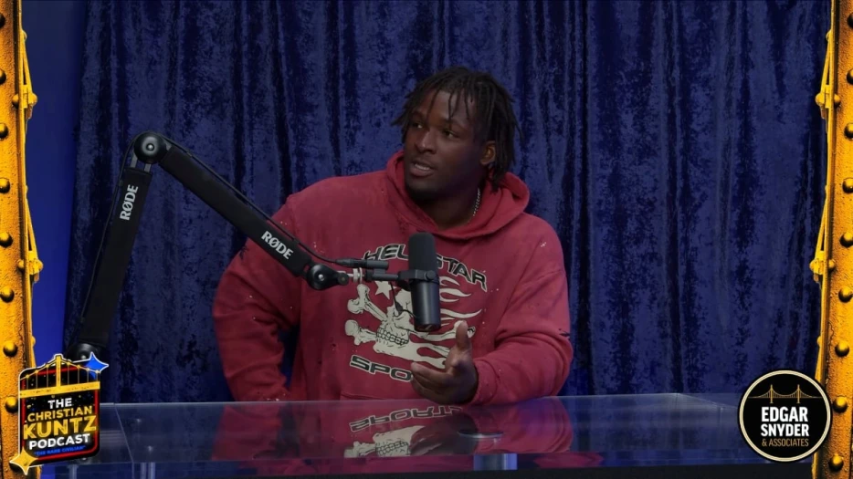 Why Keeanu Benton Has An L.C. Greenwood Card In His Locker